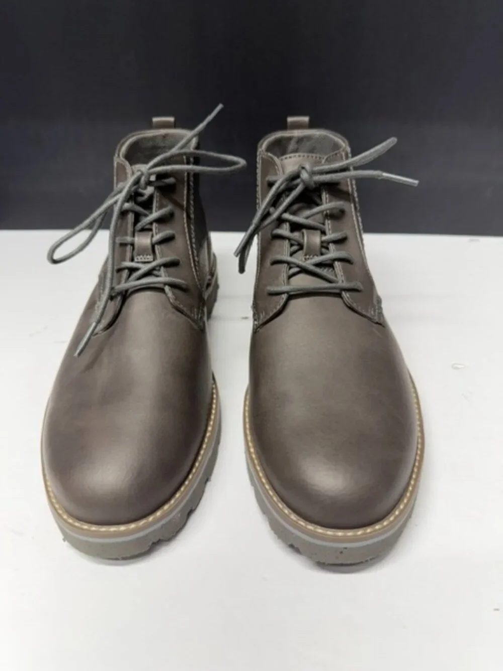 Dr. Scholls Lancer Men's Size 8.5 NWOT